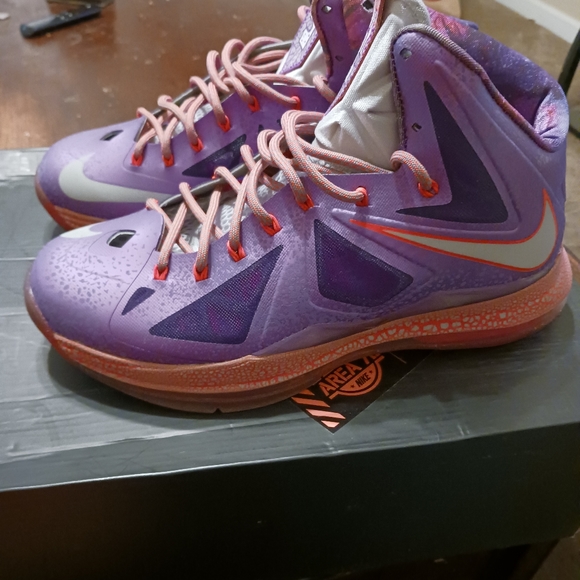 Lebron x as main image 3